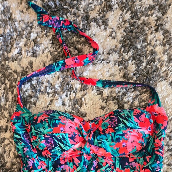 Catalina 2X Floral Halter One-Piece Swimsuit - Tummy Control - Picture 2 of 3